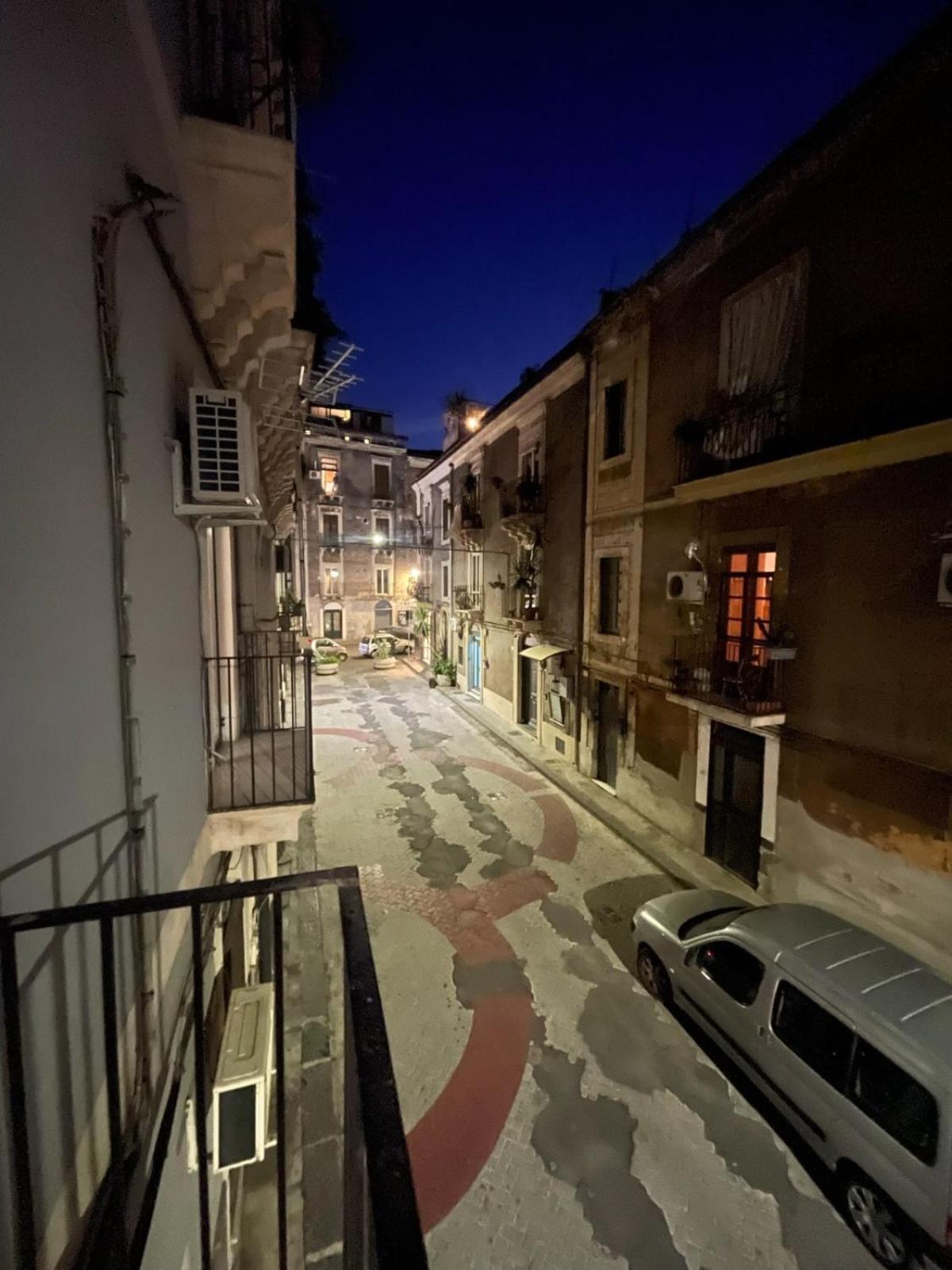 La Casa Di Carta Al Duomo Apartment Catania Ngoại thất bức ảnh